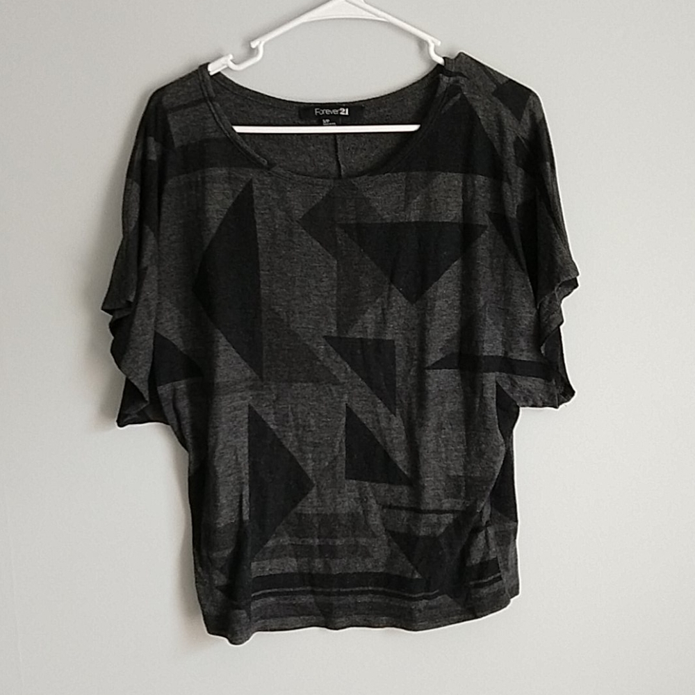 Lightweight Triangle Sweater